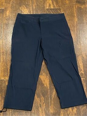 Eddie Bauer Rainier Capri in Black🖤 NWoT✨